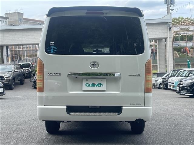 Toyota HIACE VAN 2014 7140603-9