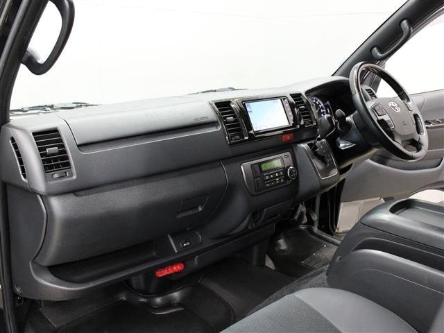 Toyota HIACE VAN 2024 7140629-3