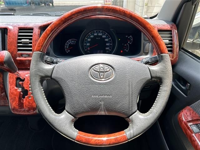 Toyota HIACE VAN 2012 7140630-14