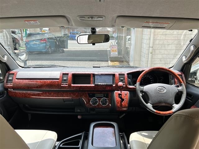 Toyota HIACE VAN 2012 7140630-15