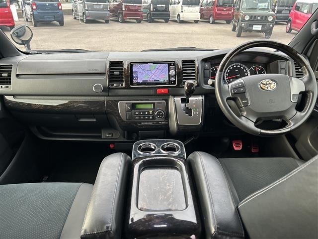 Toyota HIACE VAN 2018 7140645-14