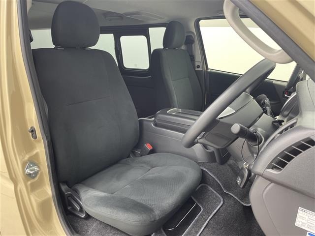 Toyota HIACE VAN 2024 7140658-11