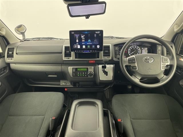 Toyota HIACE VAN 2024 7140658-15
