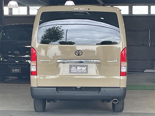 Toyota HIACE VAN 2024 7140660-4