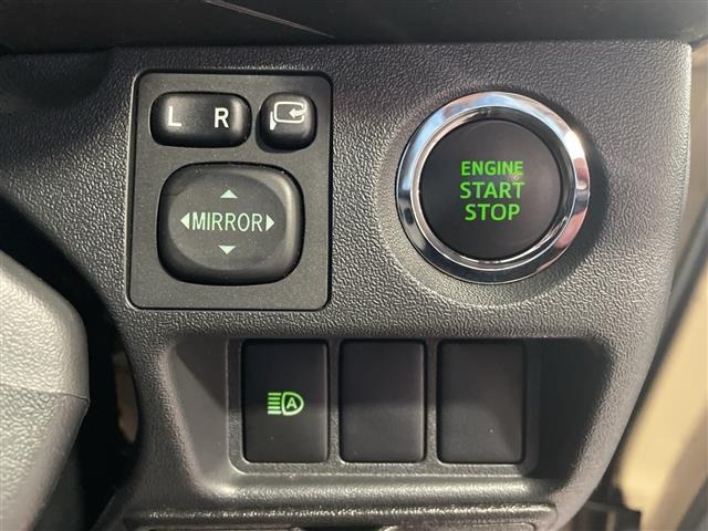 Toyota HIACE VAN 2024 7140660-7