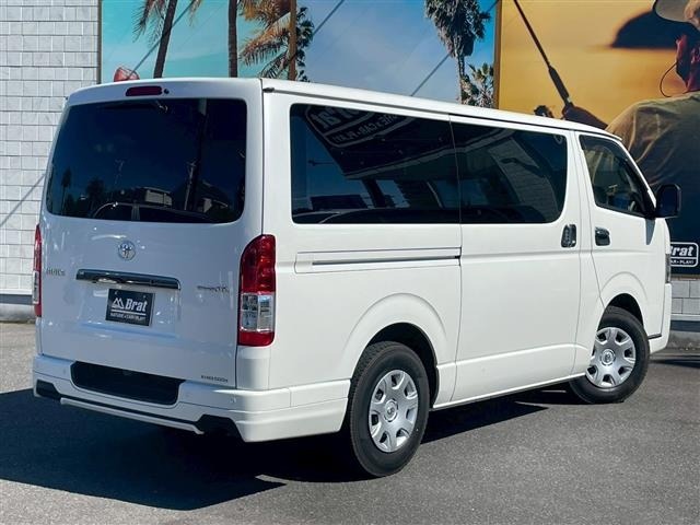 Toyota HIACE VAN 2023 7140682-13