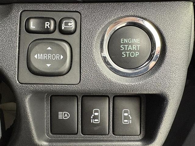 Toyota HIACE VAN 2022 7140683-1
