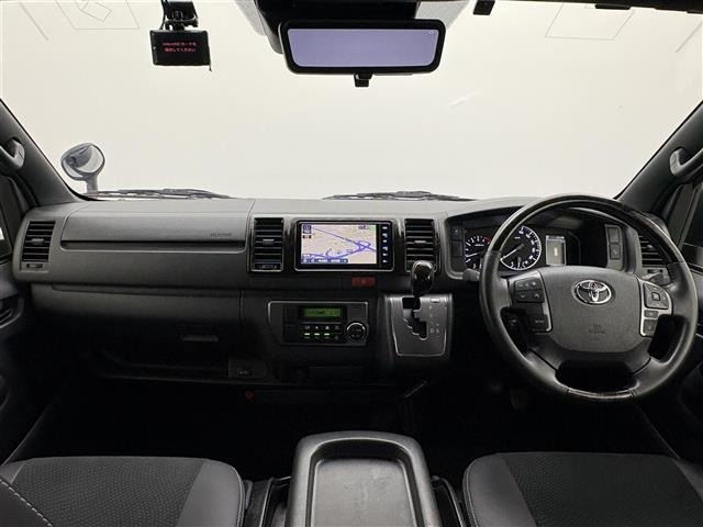 Toyota HIACE VAN 2022 7140683-14