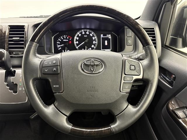 Toyota HIACE VAN 2022 7140683-15