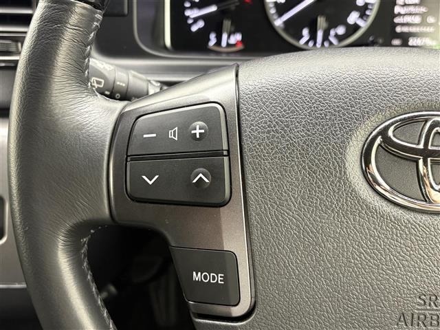 Toyota HIACE VAN 2022 7140683-17