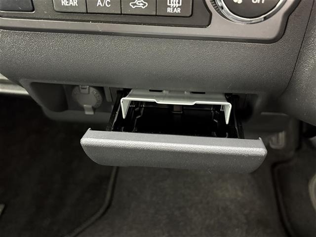 Toyota HIACE VAN 2022 7140683-22