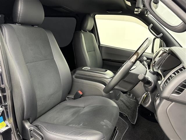 Toyota HIACE VAN 2022 7140683-6