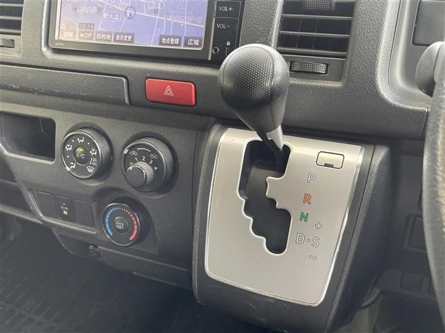 Toyota HIACE VAN 2015 7140696-18