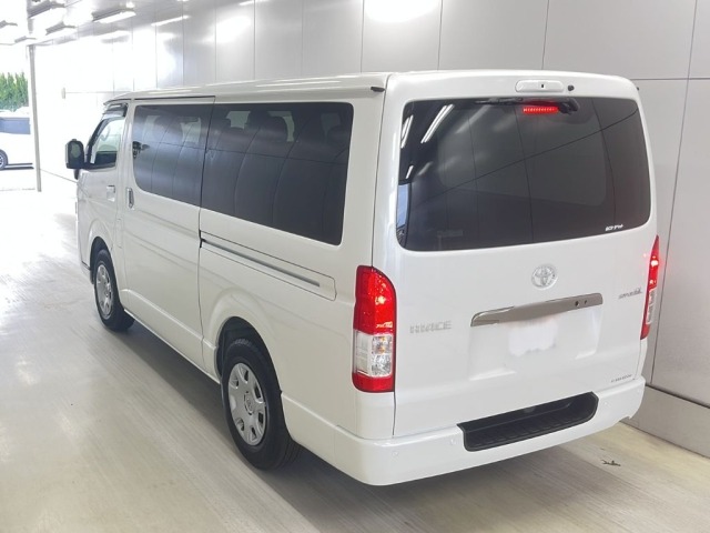 Toyota HIACE VAN 2026 7140697-1