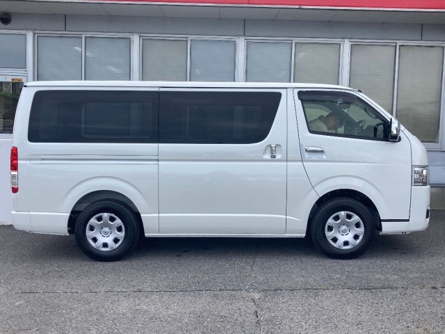 Toyota HIACE VAN 2026 7140697-3