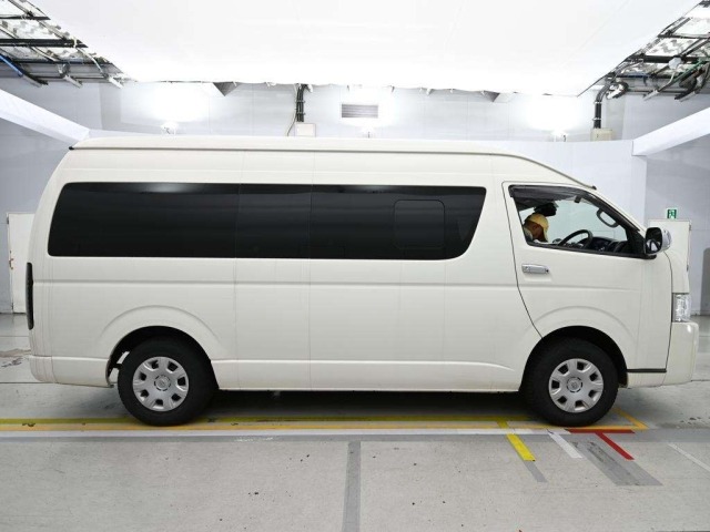 Toyota HIACE WAGON 2018 7144726-3