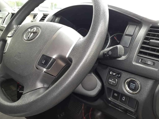 Toyota HIACE WAGON 2018 7144726-9