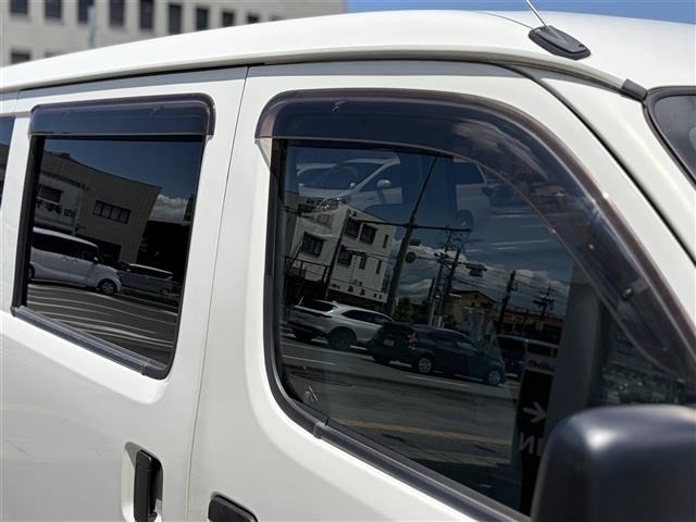 Toyota LITEACE VAN 2012 7150166-11