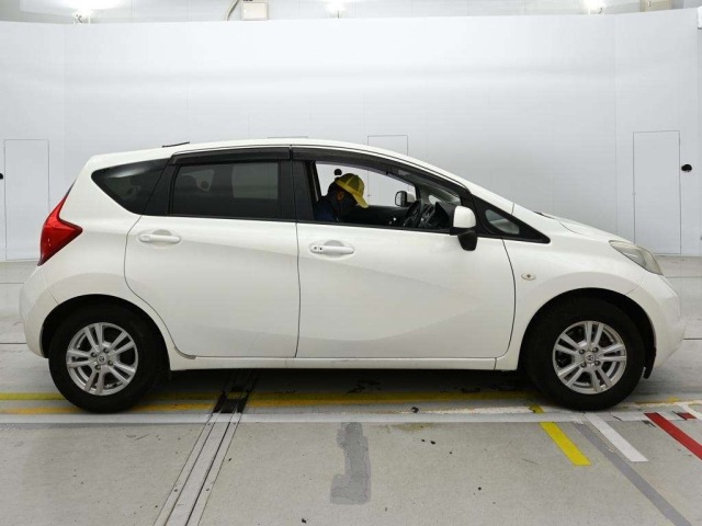 Nissan NOTE 2013 7139152-3