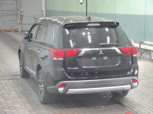 Mitsubishi OUTLANDER 2017 7142425-1