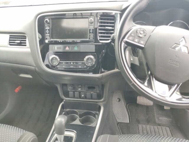 Mitsubishi OUTLANDER 2017 7142425-6