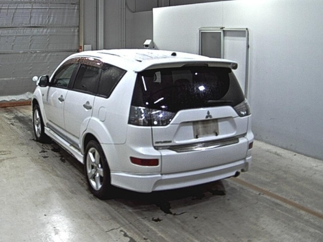 Mitsubishi OUTLANDER 2006 7142462-1