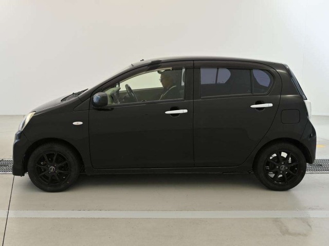 Toyota PIXIS EPOCH 2015 7145261-4