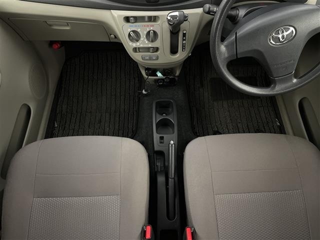 Toyota PIXIS EPOCH 2013 7145355-12