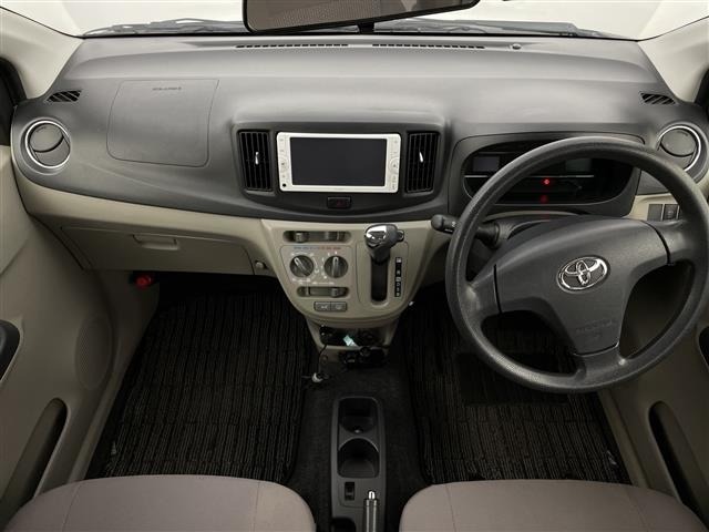 Toyota PIXIS EPOCH 2013 7145355-17