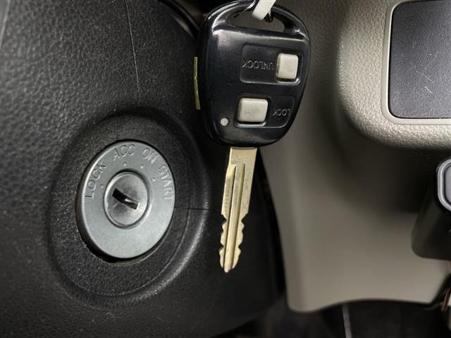Toyota PIXIS EPOCH 2013 7145355-5