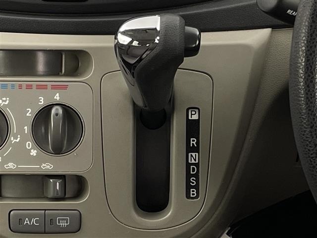 Toyota PIXIS EPOCH 2013 7145355-9