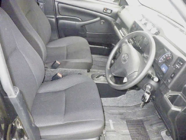 Toyota PROBOX VAN 2022 7141103-7
