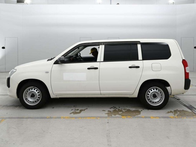 Toyota PROBOX VAN 2023 7141131-4