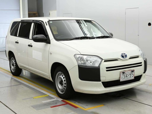 Toyota PROBOX VAN 2023 7141131-5