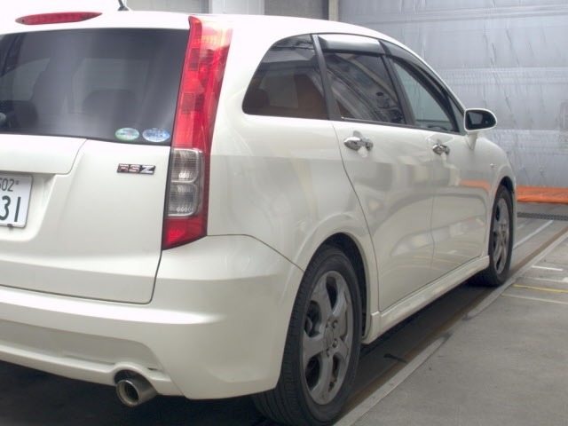Honda STREAM 2009 7141297-5