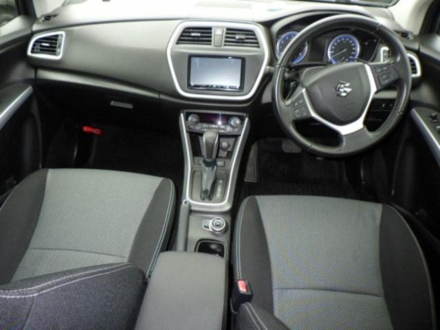 Suzuki SX4 2015 7143838-3