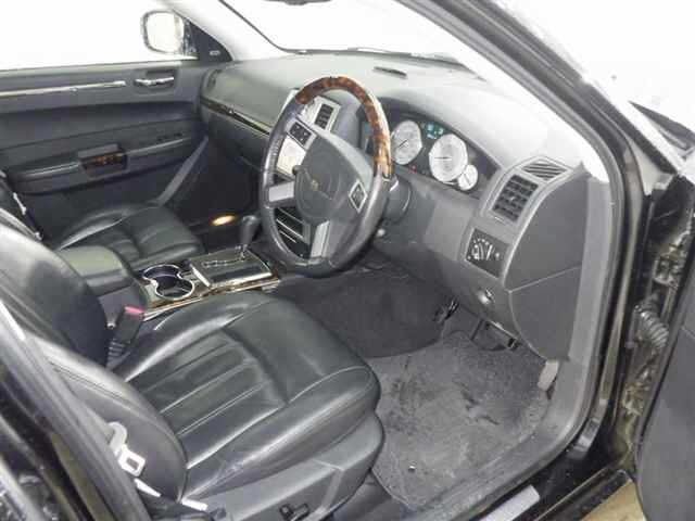 Chrysler 300C 2010 7159038-3