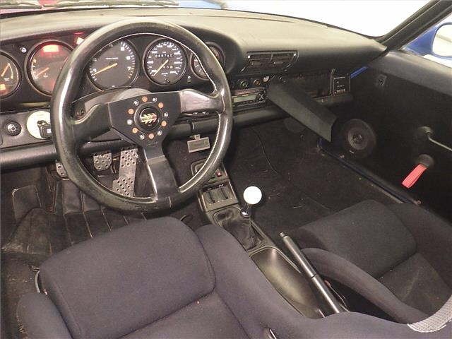 Porsche 911 1991 7158864-3