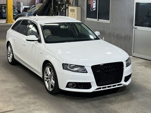 Audi A4 2011 7157936-4