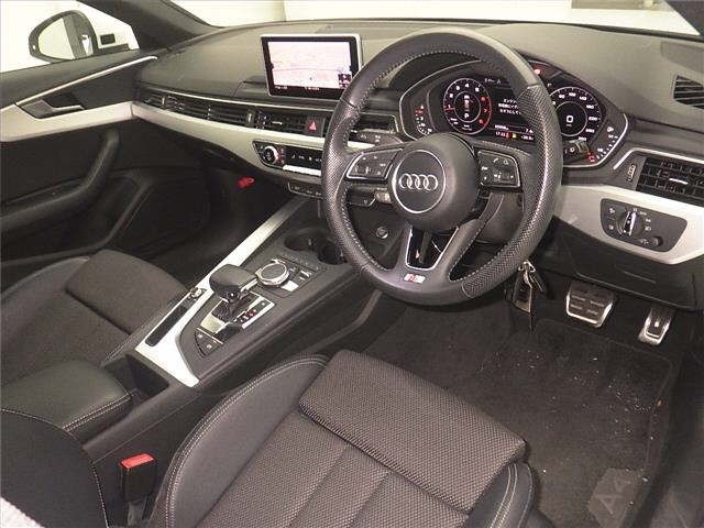 Audi A4 2018 7157997-3