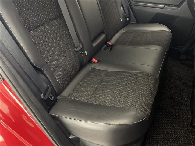 Toyota AURIS 2016 7162189-6