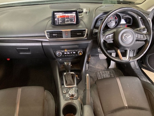 Mazda AXELA 2018 7158340-3