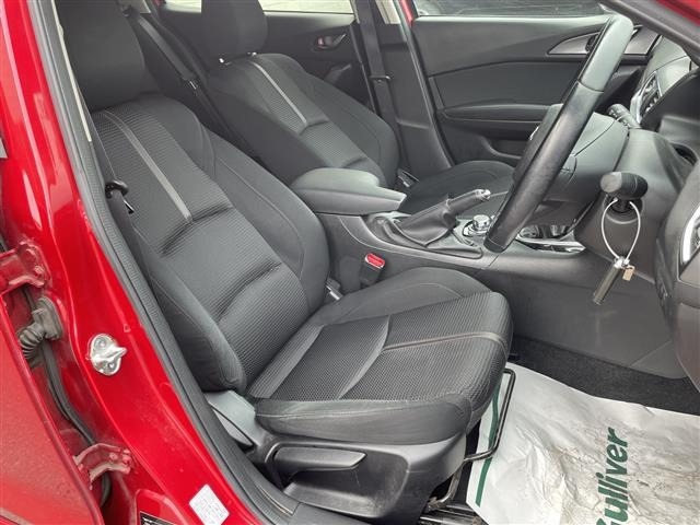 Mazda AXELA 2017 7158410-10
