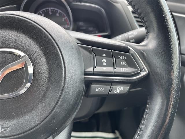 Mazda AXELA 2017 7158410-9