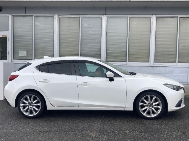 Mazda AXELA 2015 7158420-3