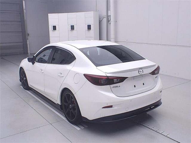 Mazda AXELA 2017 7158452-1