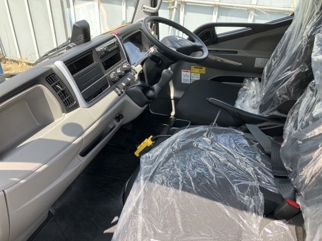 Mitsubishi CANTER 2024 7157223-5