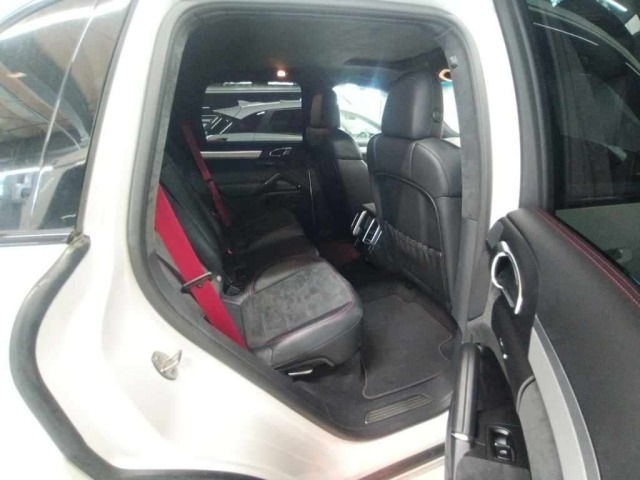 Porsche CAYENNE 2015 7159396-12