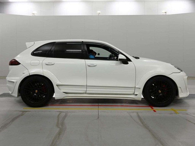 Porsche CAYENNE 2015 7159396-3