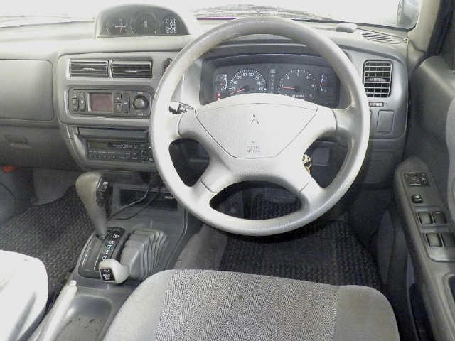 Mitsubishi CHALLENGER 1996 7157203-3